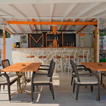 Ξενοδοχείο Club Mel